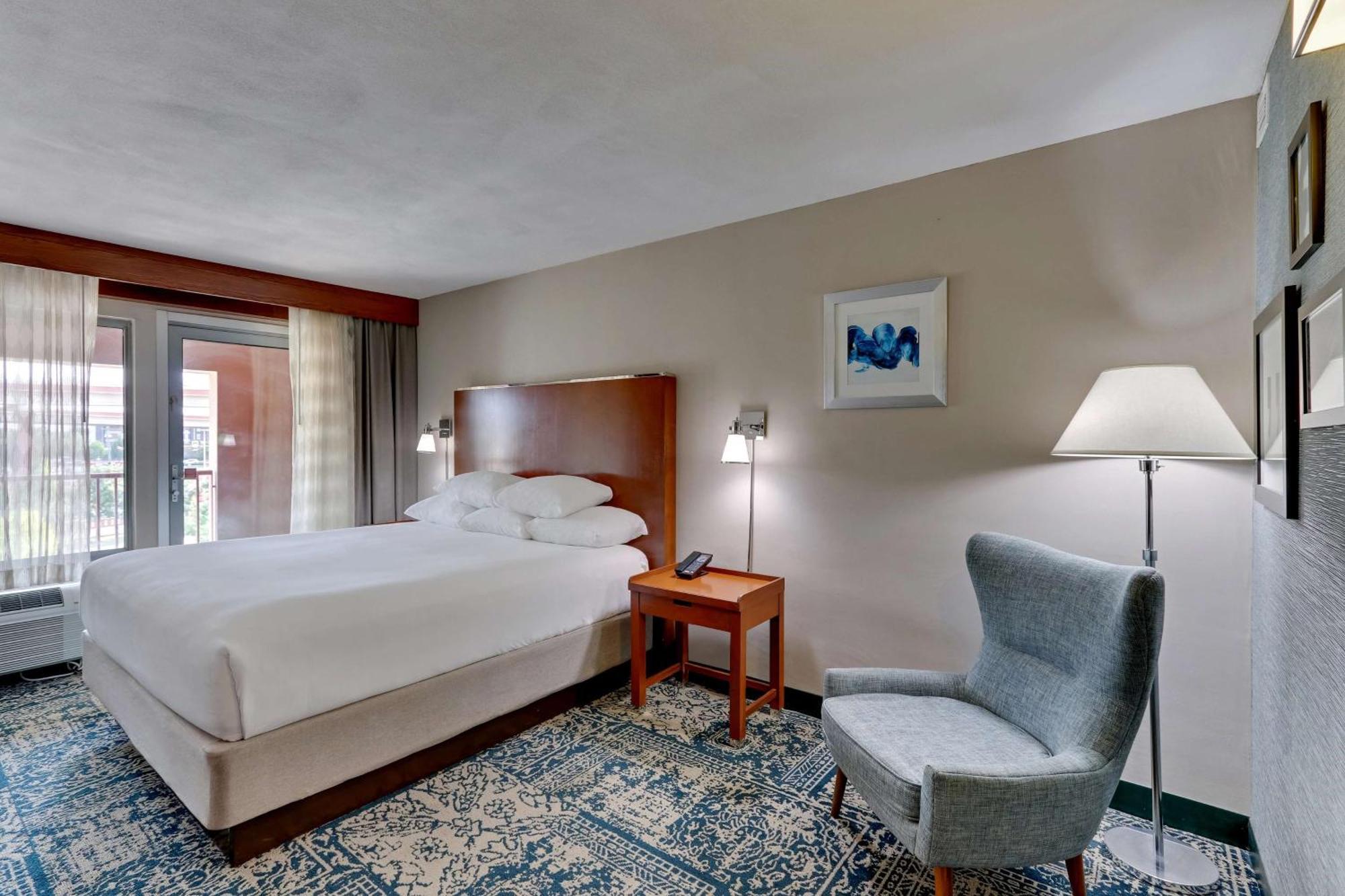 Drury Inn & Suites San Antonio Airport Екстериор снимка