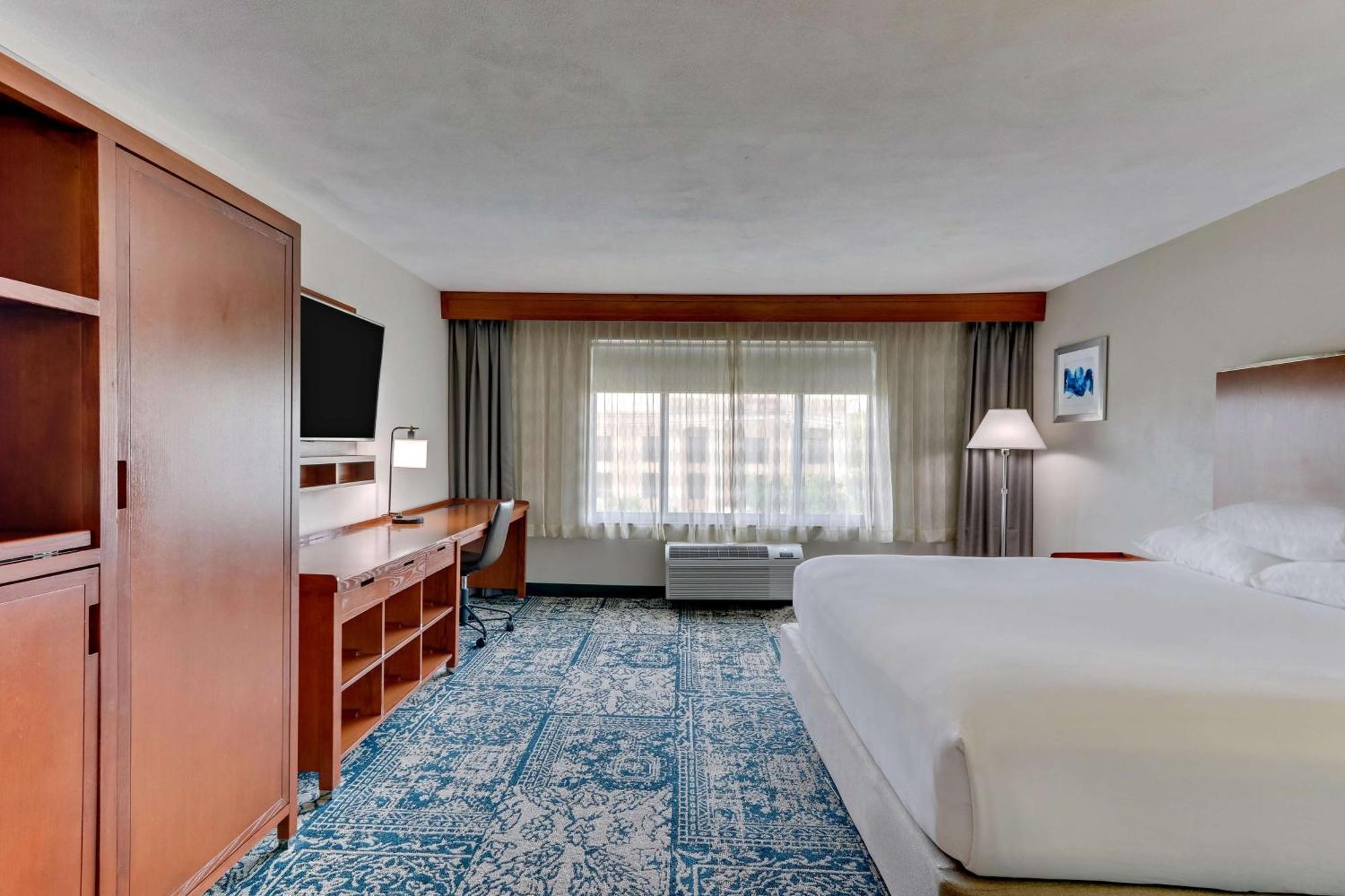 Drury Inn & Suites San Antonio Airport Екстериор снимка