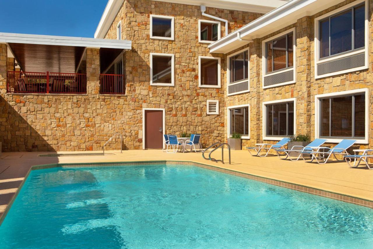 Drury Inn & Suites San Antonio Airport Екстериор снимка